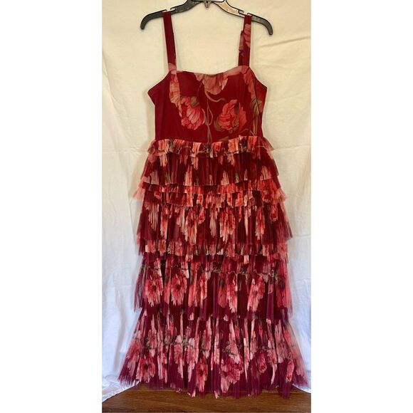 Hutch Dresses & Skirts - Hutch Nalina Tiered Strapless Women’s Dress 12 DAMAGED